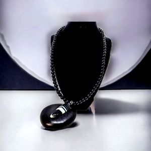 Men's black stripes arrowhead beaded necklace